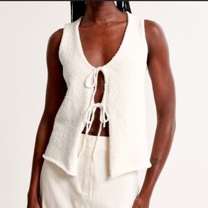 Abercrombie & Fitch- Tie-Front V-Neck Sweater Vest-Ivory-Size Medium